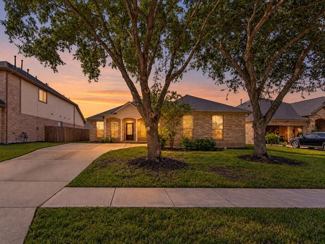 12906 Brook Arbor Court, Pearland, TX 77584