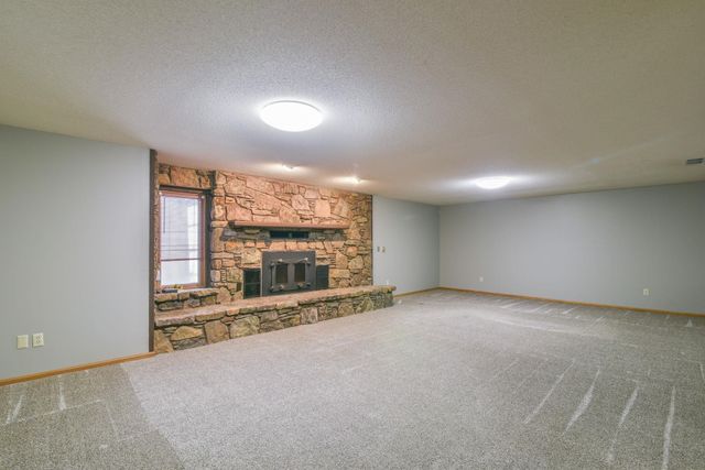 7 N Hopper Ct, Goddard, KS 67052