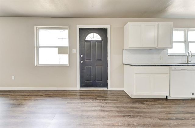 2828 SW 30th Street, Oklahoma City, OK 73119