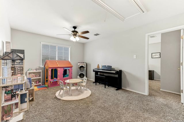 10635 Arabian Sands, San Antonio, TX 78254