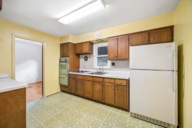 5711 OSAGE ST, College Park, MD 20740