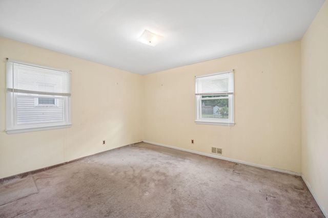 5711 OSAGE ST, College Park, MD 20740