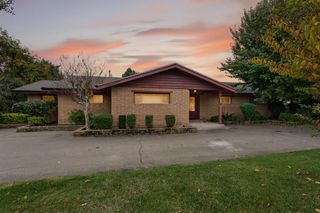 1140 W Lincoln Rd, Stockton, CA 95207