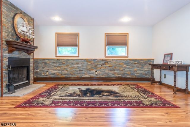 6 Southfield Dr, Wantage Twp., NJ 07461