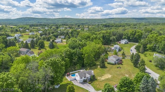 6 Southfield Dr, Wantage Twp., NJ 07461