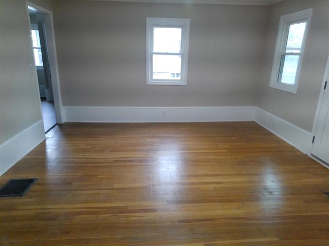 1238 Greenwood Avenue, Jackson, MI 49203