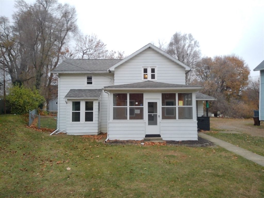 1238 Greenwood Avenue, Jackson, MI 49203