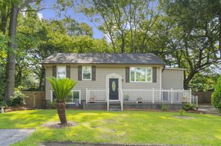 1811 Manigault Place, Charleston, SC 29407