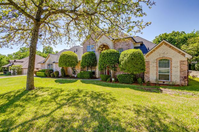 312 Oak Ridge Drive, Burleson, TX 76028