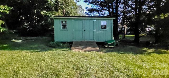 220 Sherwood Drive 22, Taylorsville, NC 28681