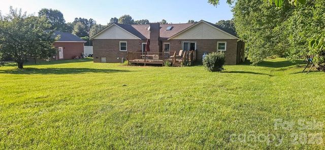 220 Sherwood Drive 22, Taylorsville, NC 28681