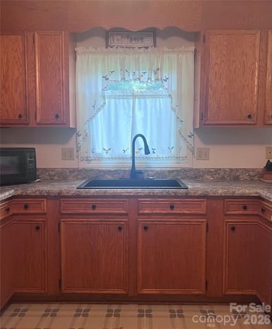 220 Sherwood Drive 22, Taylorsville, NC 28681