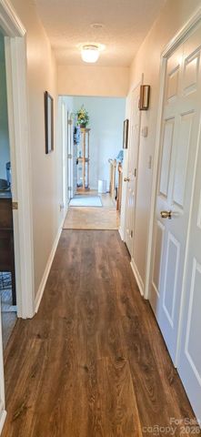 220 Sherwood Drive 22, Taylorsville, NC 28681