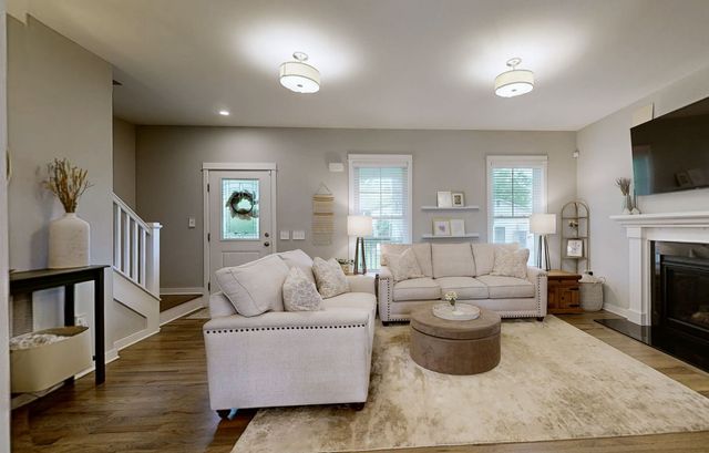 327 Oriel Ave, Nashville, TN 37210