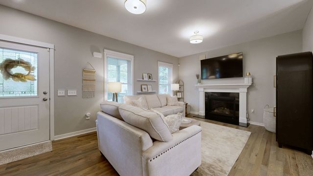 327 Oriel Ave, Nashville, TN 37210