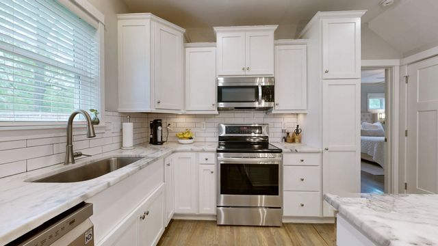 327 Oriel Ave, Nashville, TN 37210