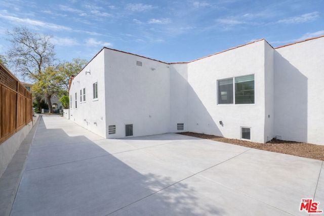 2214 Benecia Avenue, Los Angeles, CA 90064