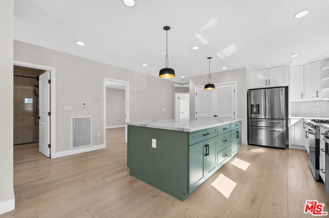 2214 Benecia Avenue, Los Angeles, CA 90064