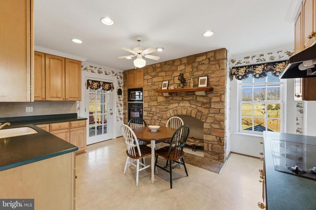 5329 FARMVIEW RD, Stanley, VA 22851