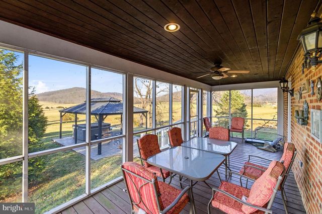 5329 FARMVIEW RD, Stanley, VA 22851