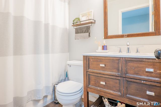 32 Deer Run 32, Bethel, CT 06801