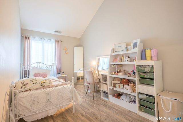 32 Deer Run 32, Bethel, CT 06801