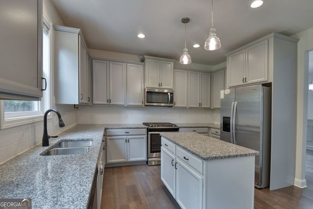 2409 Kingston Heath Way, Marietta, GA 30008