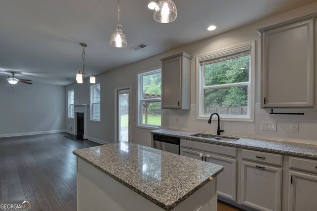2409 Kingston Heath Way, Marietta, GA 30008