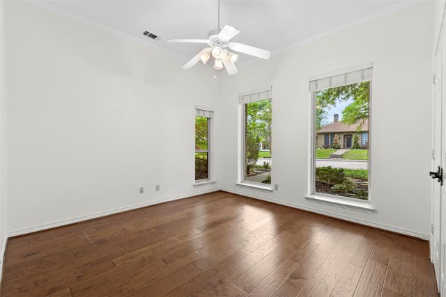 9906 Chimney Hill Lane, Dallas, TX 75243