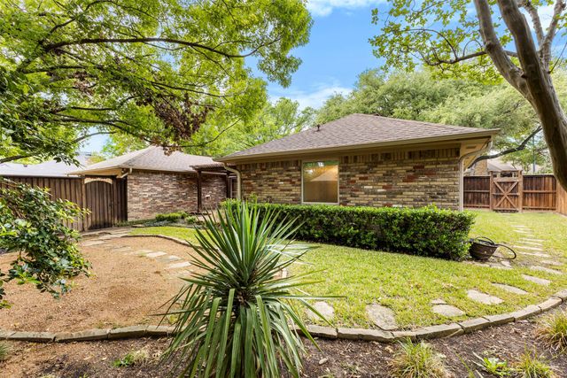 9906 Chimney Hill Lane, Dallas, TX 75243