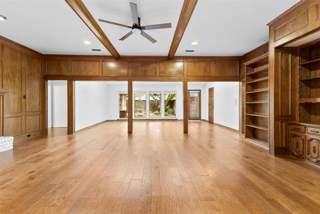 9906 Chimney Hill Lane, Dallas, TX 75243