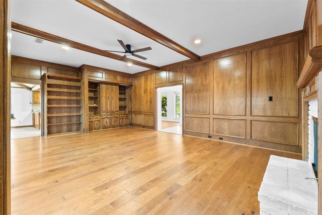 9906 Chimney Hill Lane, Dallas, TX 75243