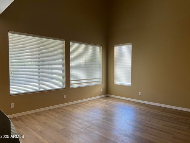 6734 W BLACKSTONE Lane, Peoria, AZ 85383