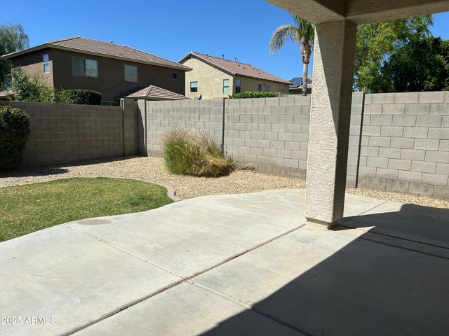 6734 W BLACKSTONE Lane, Peoria, AZ 85383