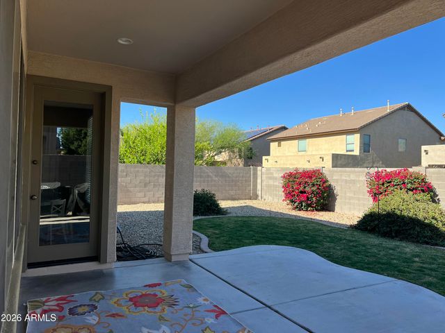 6734 W BLACKSTONE Lane, Peoria, AZ 85383