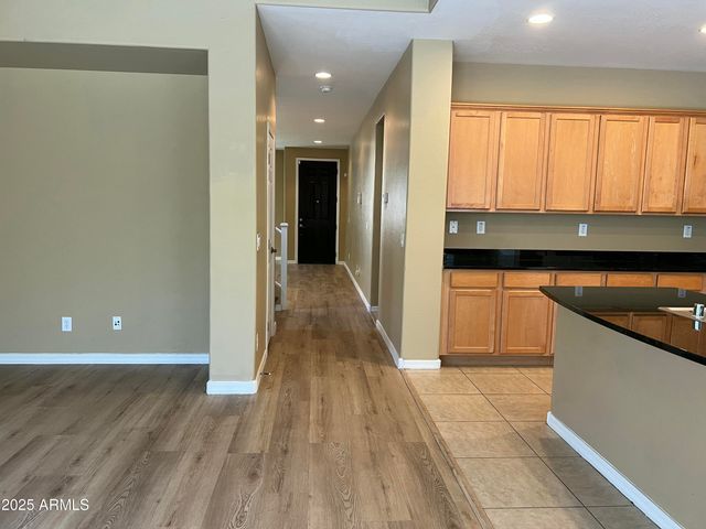 6734 W BLACKSTONE Lane, Peoria, AZ 85383