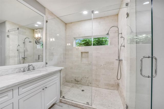2007 Brimberry Street, Houston, TX 77018