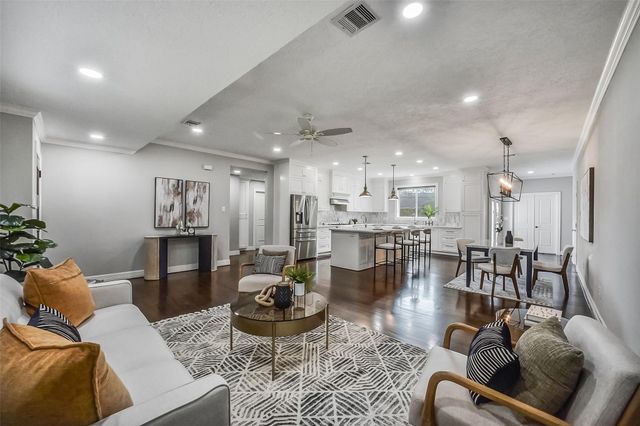 2007 Brimberry Street, Houston, TX 77018