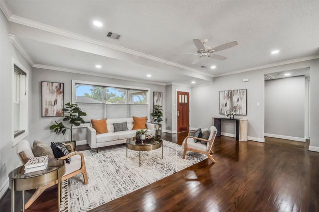 2007 Brimberry Street, Houston, TX 77018