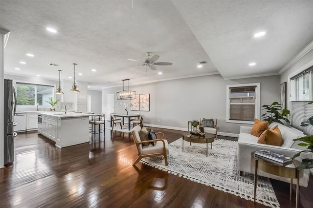 2007 Brimberry Street, Houston, TX 77018