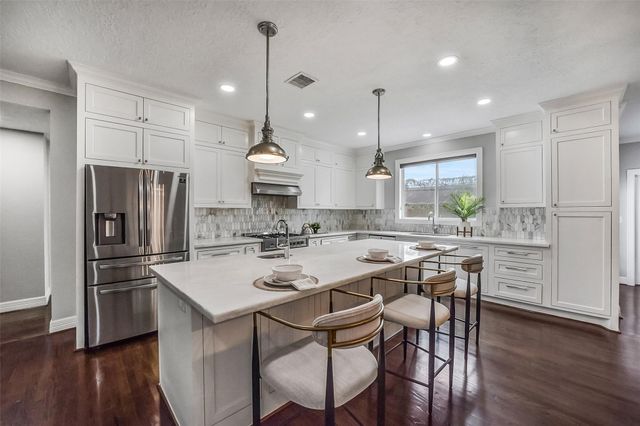 2007 Brimberry Street, Houston, TX 77018