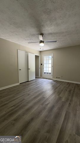 1050 Forest Heights Road, Stone Mountain, GA 30083