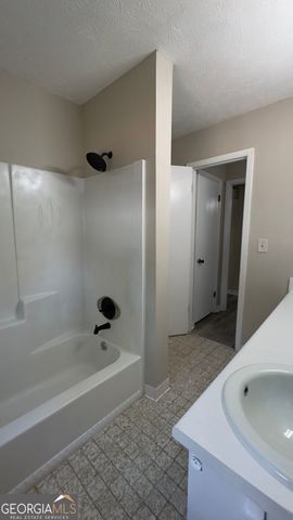 1050 Forest Heights Road, Stone Mountain, GA 30083