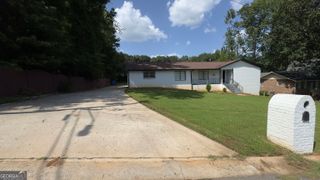 1050 Forest Heights Road, Stone Mountain, GA 30083