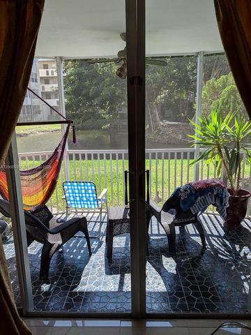 1660 NE 191st St 104-1, Miami, FL 33179