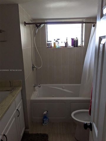 1660 NE 191st St 104-1, Miami, FL 33179