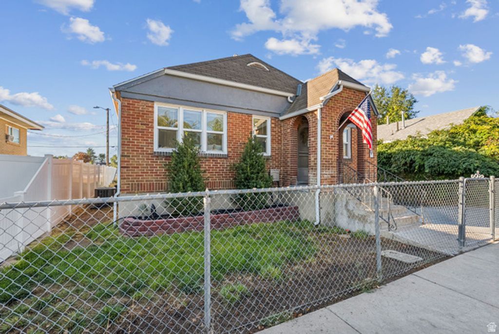 168 E HELM AVE, South Salt Lake, UT 84115