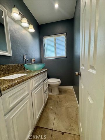 1211 N Siesta Street, Anaheim, CA 92801