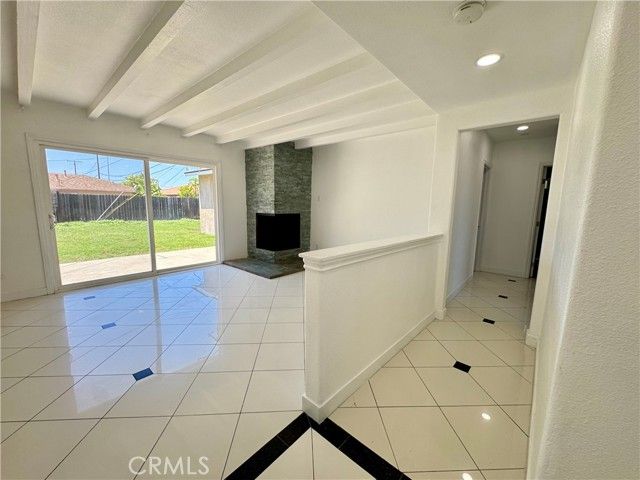 1211 N Siesta Street, Anaheim, CA 92801