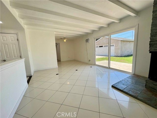 1211 N Siesta Street, Anaheim, CA 92801